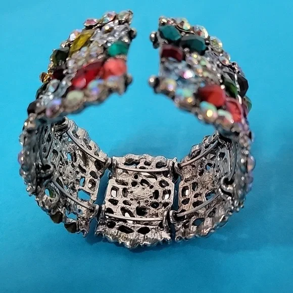 Cocktail Colorful Multi-Color Embellished Floral Rhinestone Stretchable Bangle - Picture 11 of 11